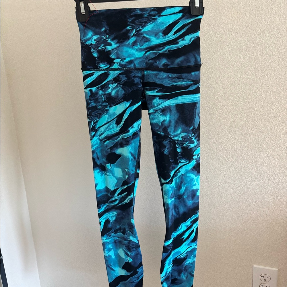 Lululemon Athletica Blue Marble Leggings